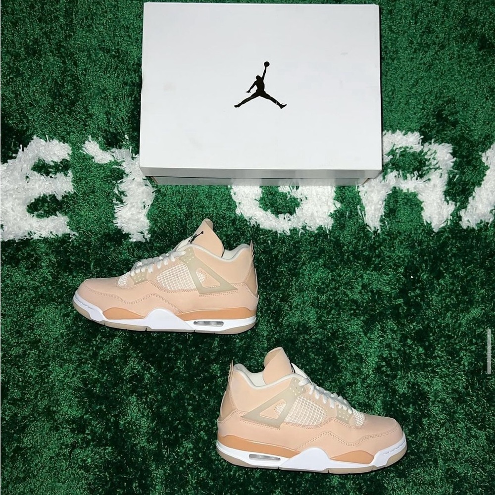Jordan 4 Retro Shimmer